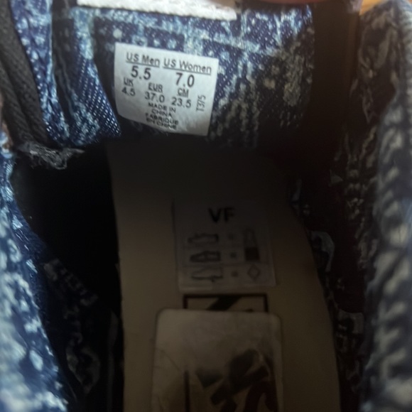 Brown Vans - Picture 2 of 4